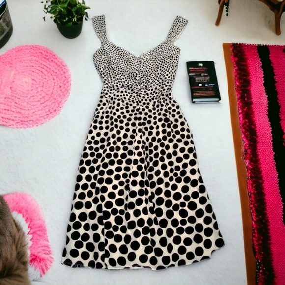 ANN TAYLOR 100% Silk Fully Lined Sleeveless Polka Dot Party Dress Black Cream 2 - Picture 1 of 11